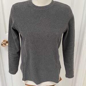 Gap Women’s Charcoal Sweater fitted size medium